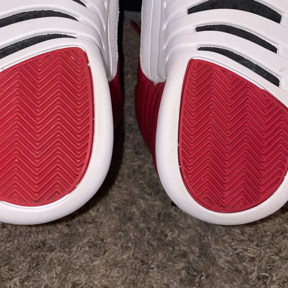 Air Jordan 12 Retro High Gym Red/white Size 10